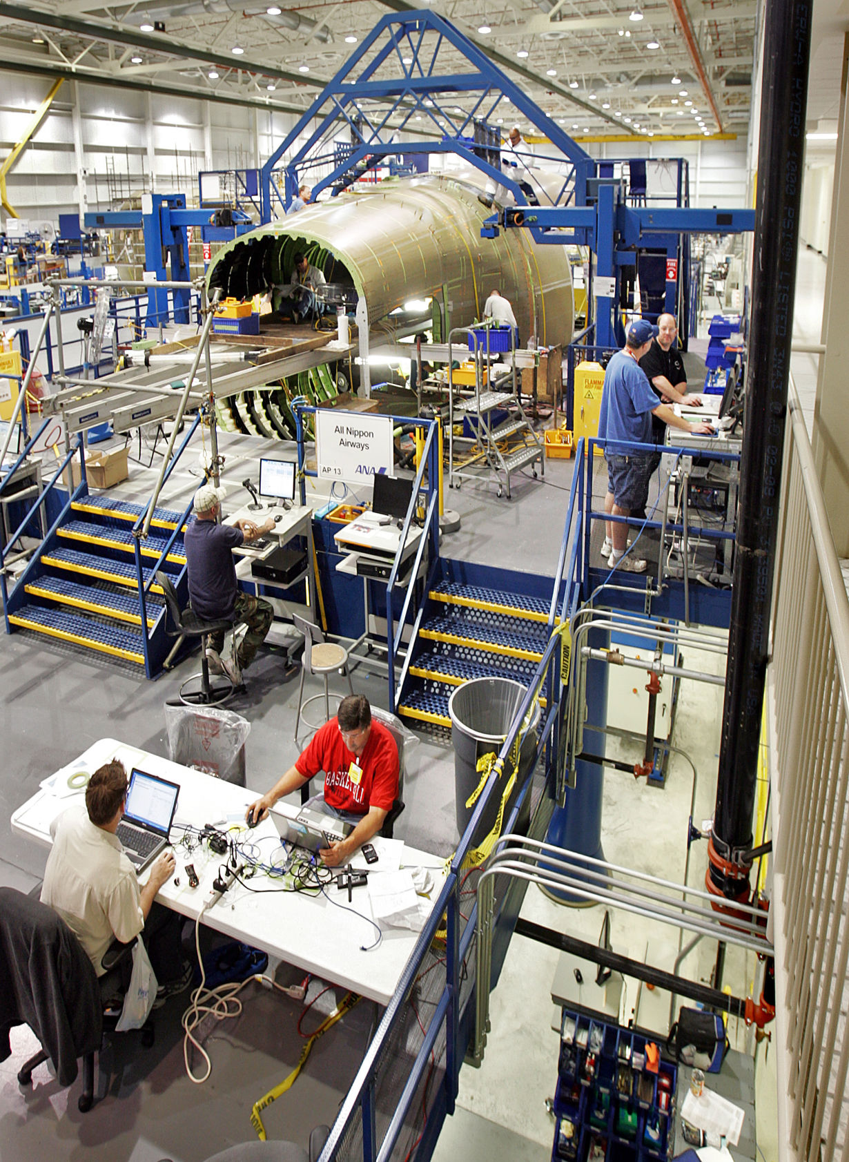 Boeing execs mull the costs of titanium, political donations (copy)